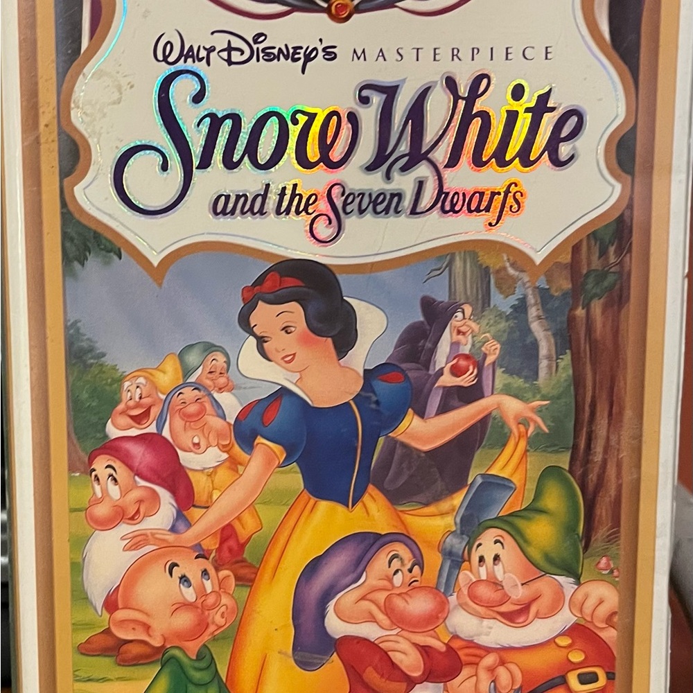 Walt Disney's Snow White and the Seven Dwarfs VHS